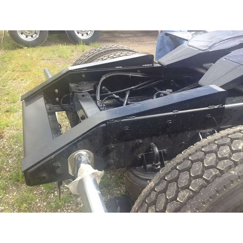 Iconic Metal Gear Fifth Wheel Frame Ramps